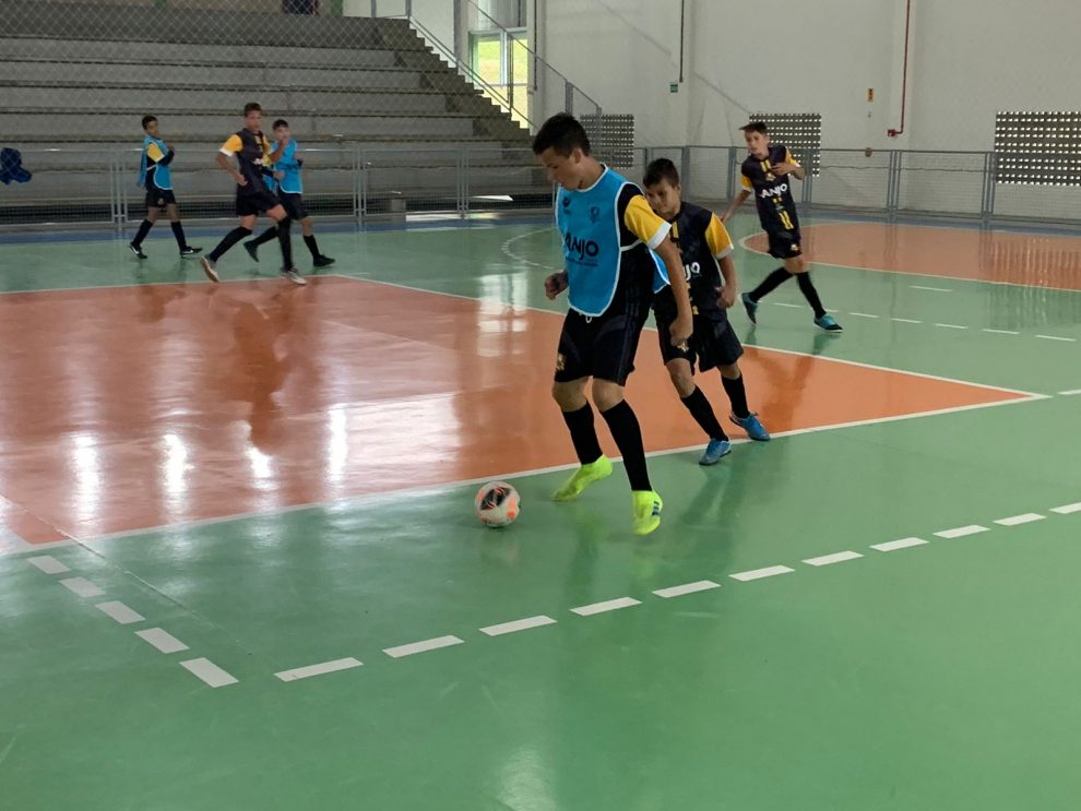 campeonato regional anjos do fusalunesc taca fme criciuma tem primeiros jogos da semifinal nesta terca feira campeonato anjosdofutsal2