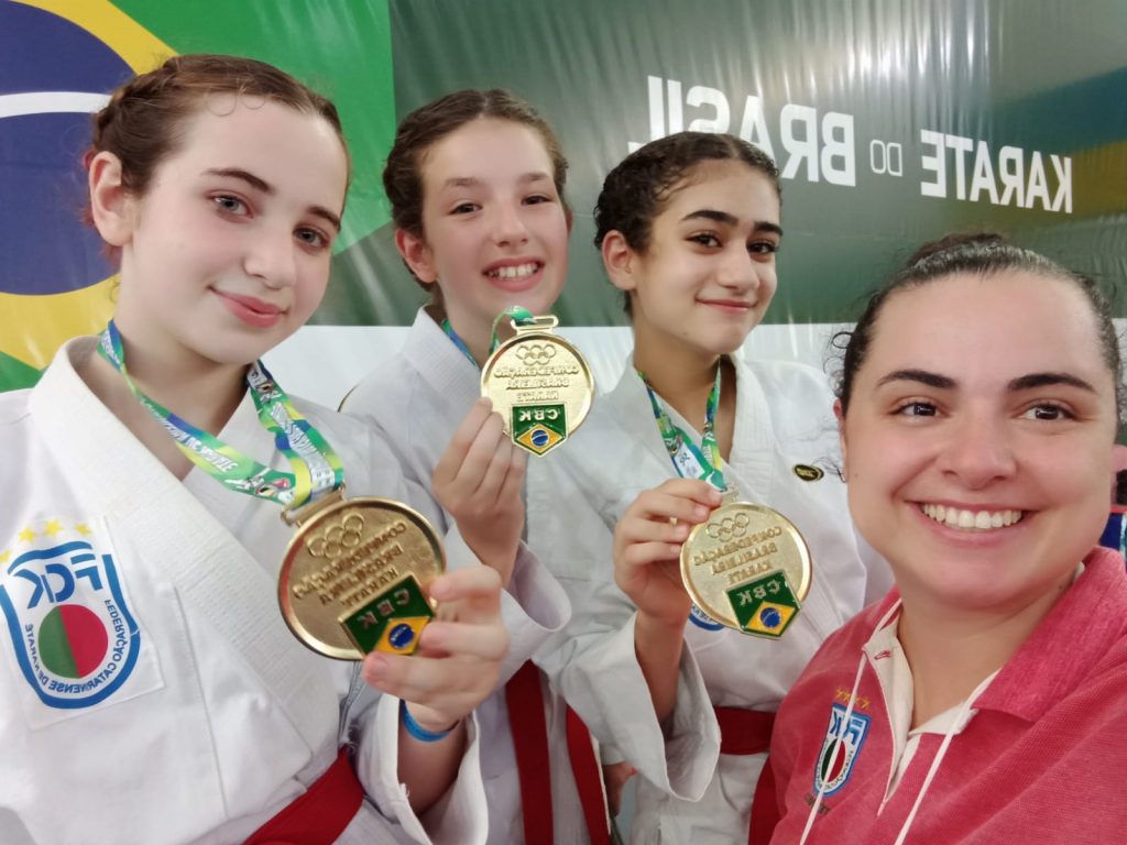 campeonato brasileiro de karate chega ao fim com bom resultado para os atletas de cocal do sul whatsapp image 2021 12 10 at 06.55.10 1