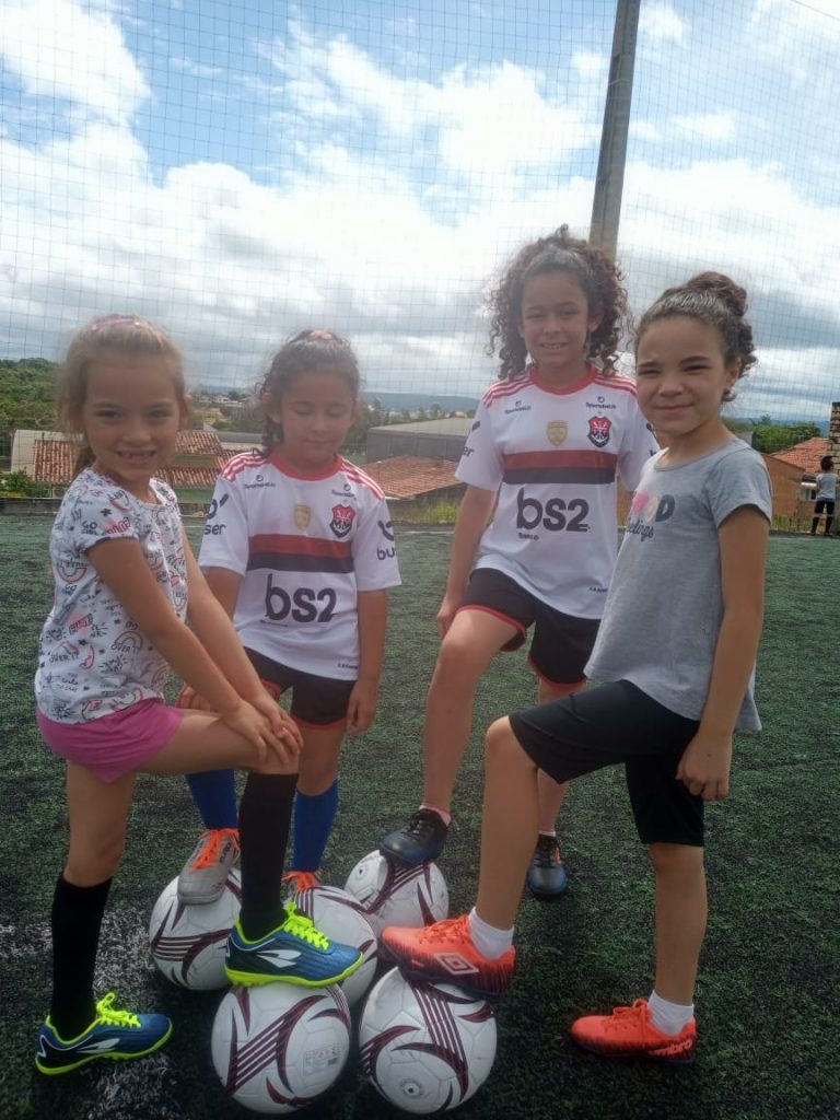 escolinha de futebol para meninas encerra atividades de 2021 com confraternizacao whatsapp image 2021 12 16 at 09.41.03