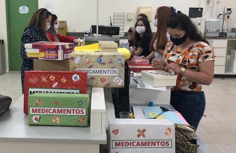 ideias que inspiram projeto visa auxiliar pessoas com dificuldade de leitura a organizar seus medicamentos medicamentos001