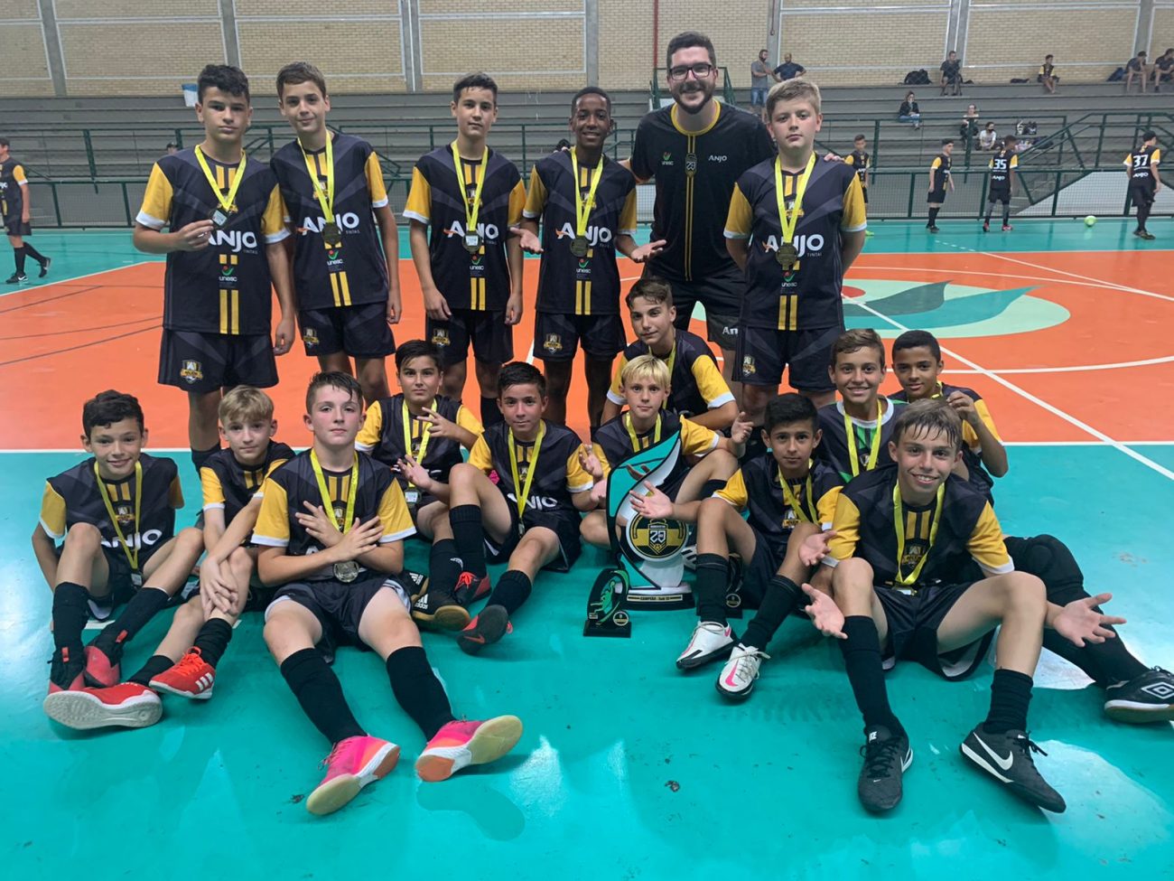 orleans cocal do sul e morro da fumaca sao os campeoes do campeonato regional anjos do fusalunesc taca fme criciuma sub13 cocaldosul campeao1 1