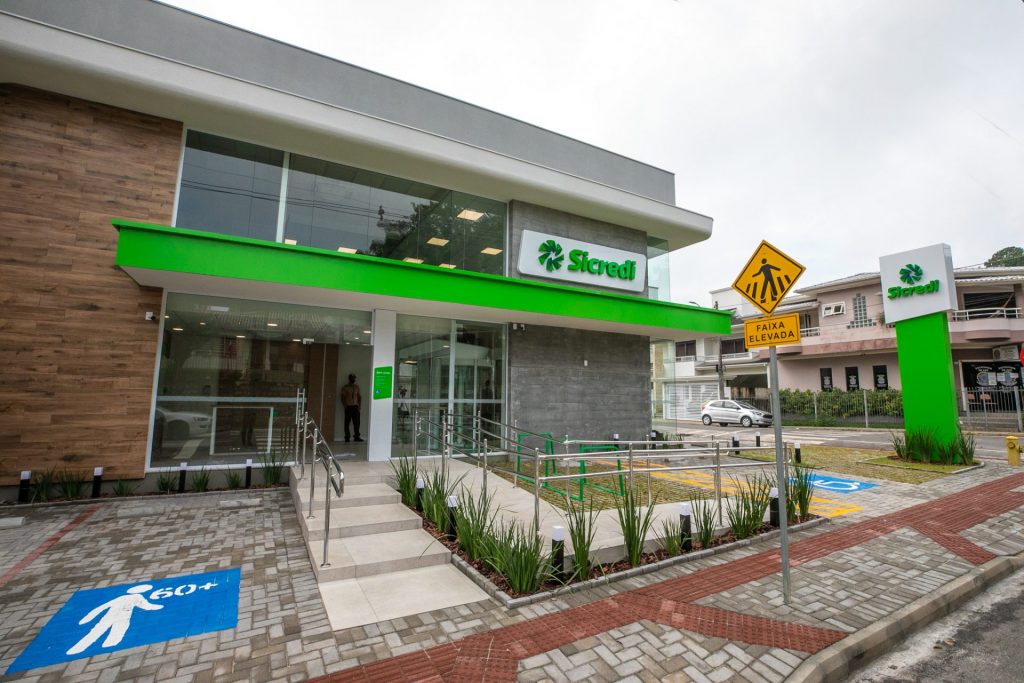 sicredi inaugura agencia em cocal do sul agencia sicredi cocal do sul foto cleber bonotto1