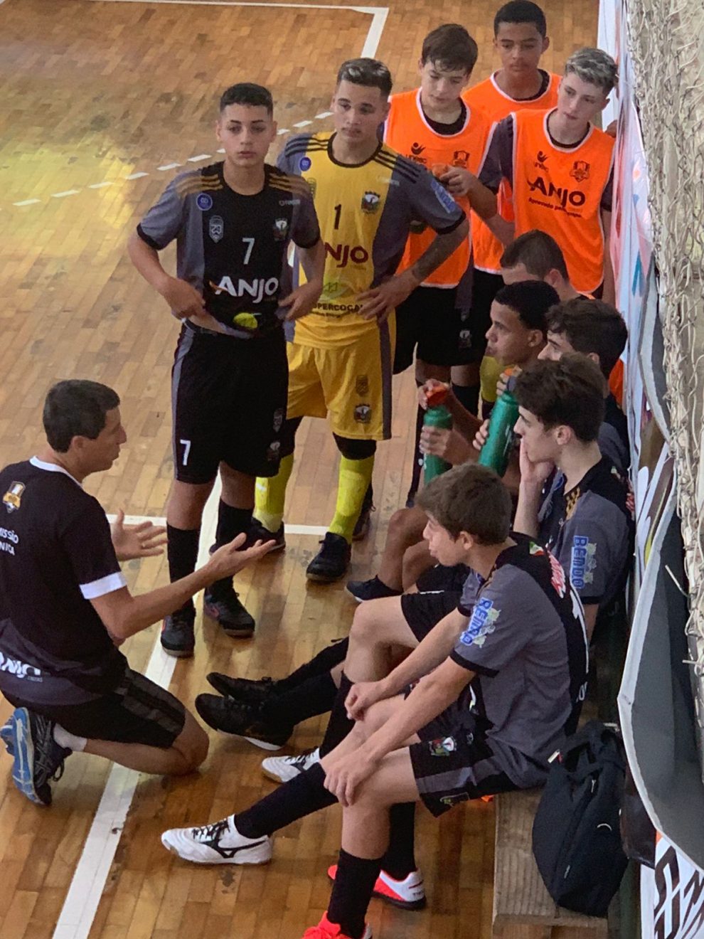 strongestreia no campeonato regional da lac e o proximo desafio das equipes de cocal do sulcoopercocalanjo futsalstrong sub15 cocaldosul anjofutsal