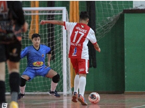 campeonato catarinense de futsal equipe de cocal do sul retorna com quatro pontos 10.48.43