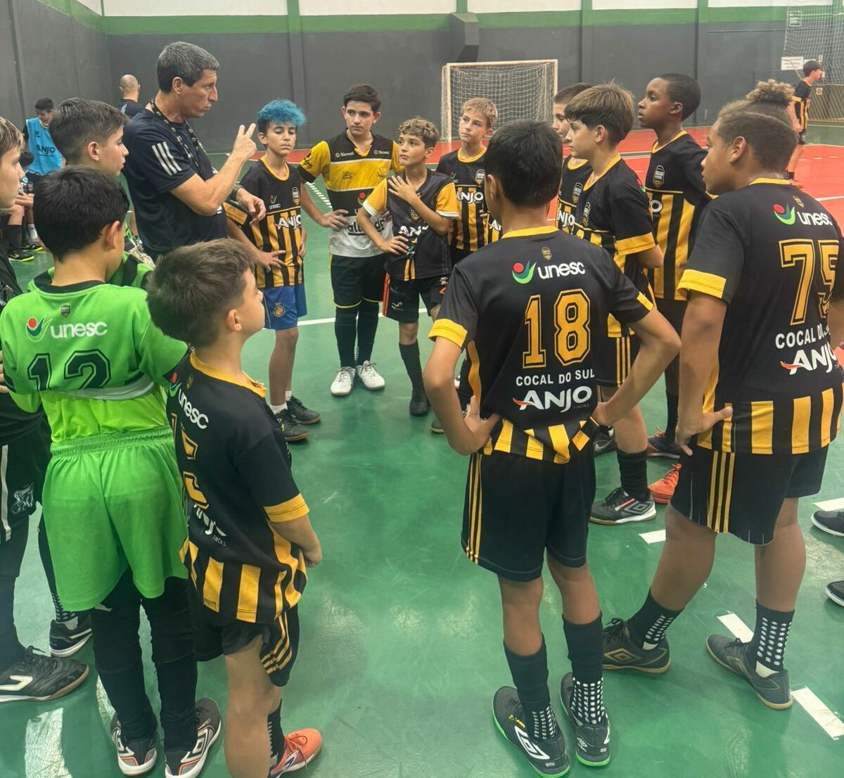 equipe sub 12 estreia no campeonato estadual de futsal nesta sexta feira 1904 sub 12 cocaldosul anjofutsal1 e1713529730472