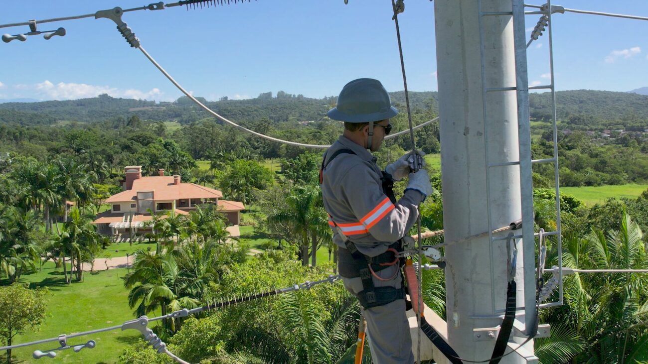 coopercocal realiza desligamento geral de energia eletrica na sexta coopercocal realiza desligamento geral de energia eletrica na sexta institucional coopercocal final.00 00 18 26.still001