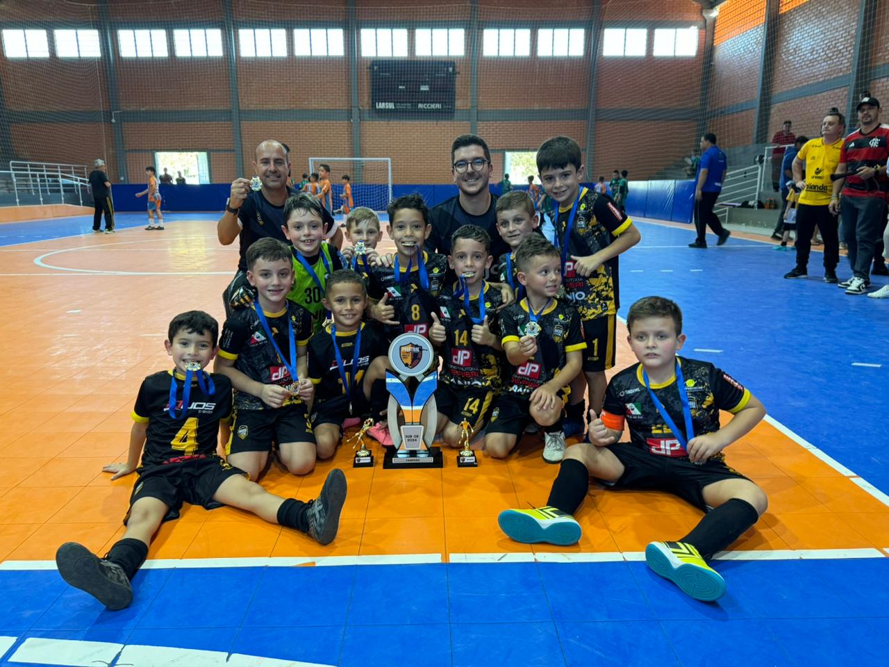 equipes de categorias de base de cocal do sulanjo futsal disputam competicoes regionais sub8 cocaldosul anjofutsal junho2024d