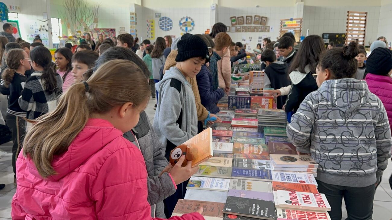 feira do livro movimenta cocal do sul img 20240605 wa0032