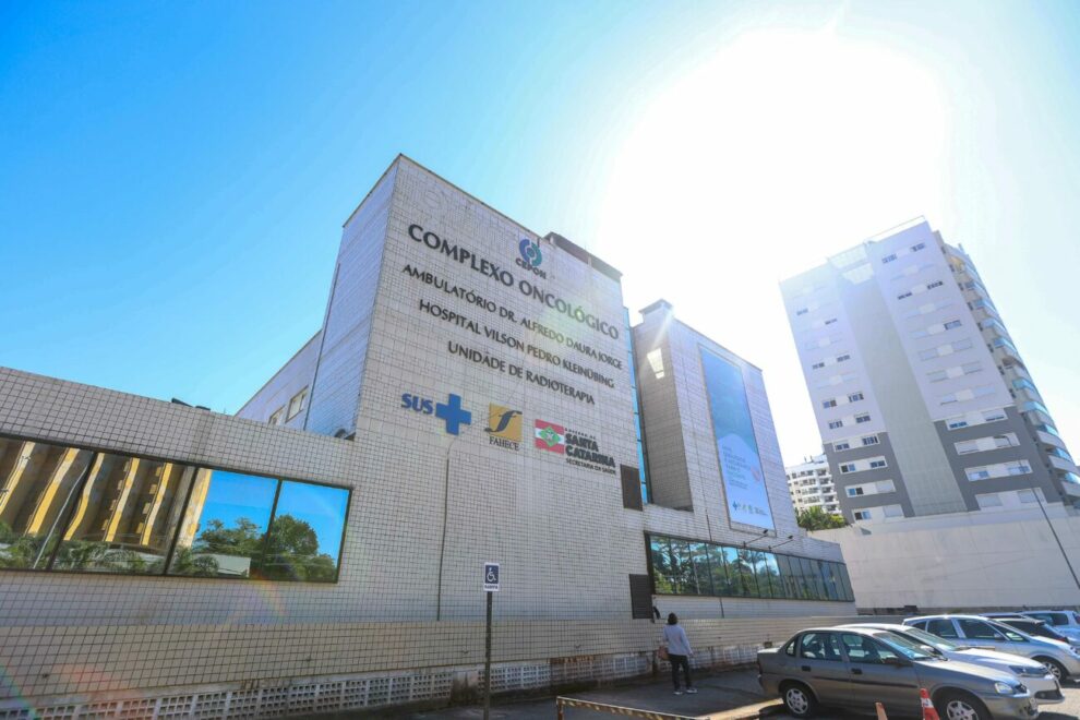 agosto branco saude reforca importancia do diagnostico precoce do cancer de pulmao cepon fachada baixa 1