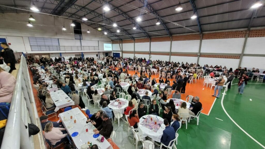 sucesso marca a 13a edicao da noite das sopas da apae cocal do sul noite das sopas 2024 16