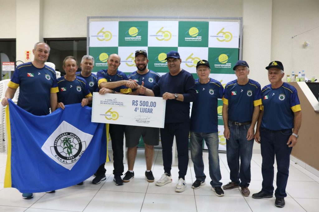 50toes conquista o titulo na emocionante final da 1a copa 60 anos coopercocal de bocha 4o colocados assoc. atletica cocal do sul