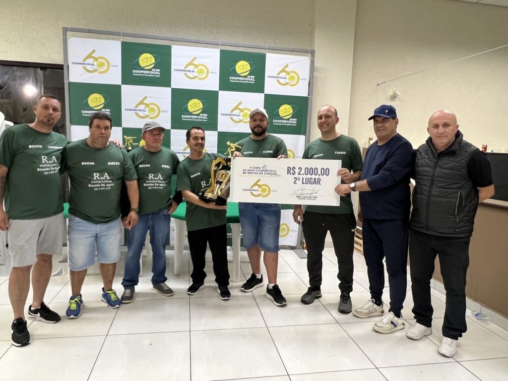 50toes conquista o titulo na emocionante final da 1a copa 60 anos coopercocal de bocha vice campoes juntos misturados