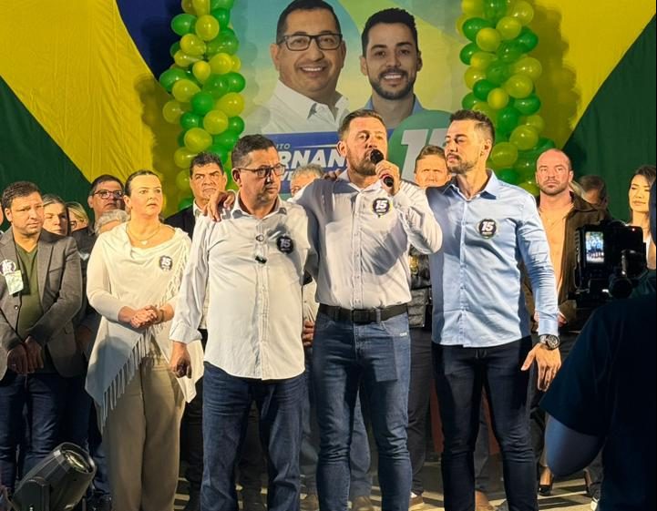 fernando e evandro lancam oficialmente a campanha rumo as eleicoes 2024 whatsapp image 2024 09 03 at 19.46.45 e1725472019440