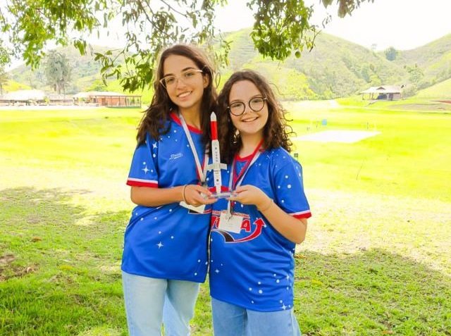 estudantes de orleans sao vice campeas nacionais na jornada brasileira de foguetes 1 5