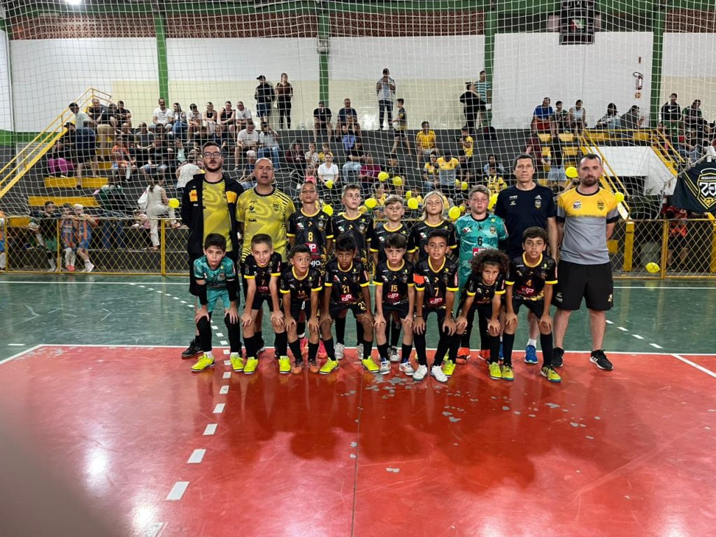 cocal do sulanjo futsal e campeao do campeonato regional da lac nas categorias sub 9 sub 11 e sub 13 sub11 campeaolac cocaldosul anjofutsal