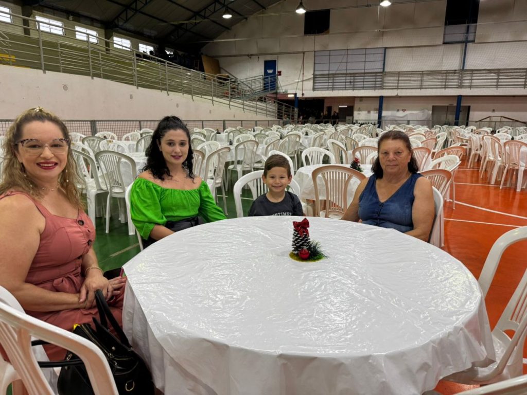 festa de natal da apae celebra solidariedade e uniao em cocal do sul natal apae por ana beninca 30 copia