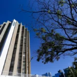 caixa eleva de 1 a 2 pontos percentuais juros para compra de imoveis edificio sede caixa economica federal 170120182634