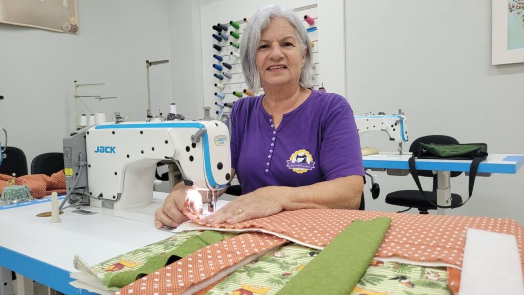 artesanato que transforma o projeto que ensina e inspira mulheres em cocal do sul marilza mulheres artesas por ana paula nesi 6