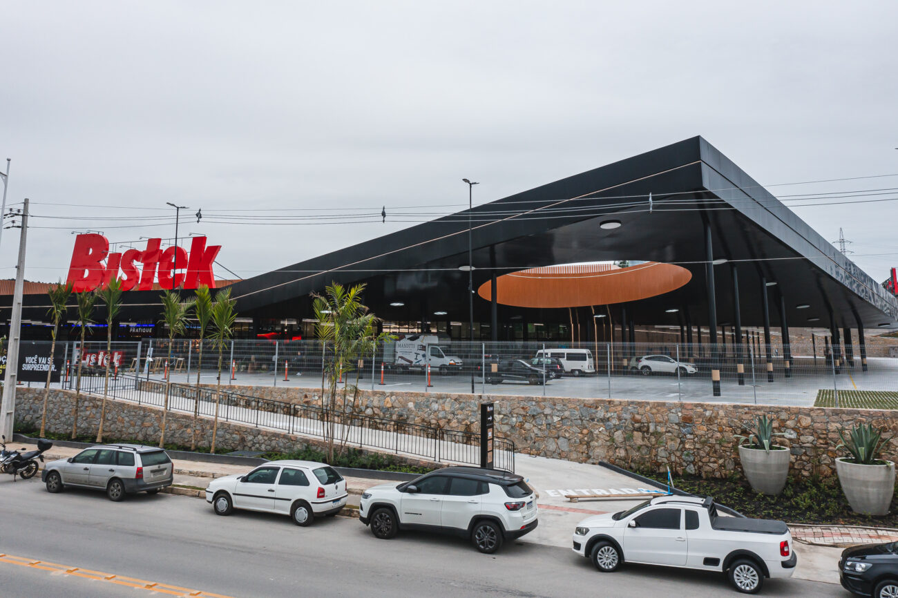 iniciativas inovadoras do bistek garantem o selo great place to work loja bistek